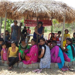 food-cloth-distribution13