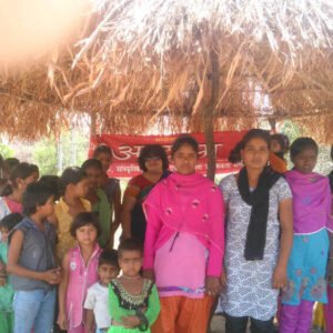 food-cloth-distribution5