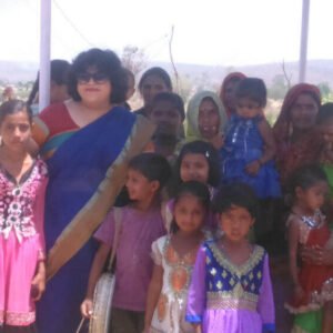 food-cloth-distribution6